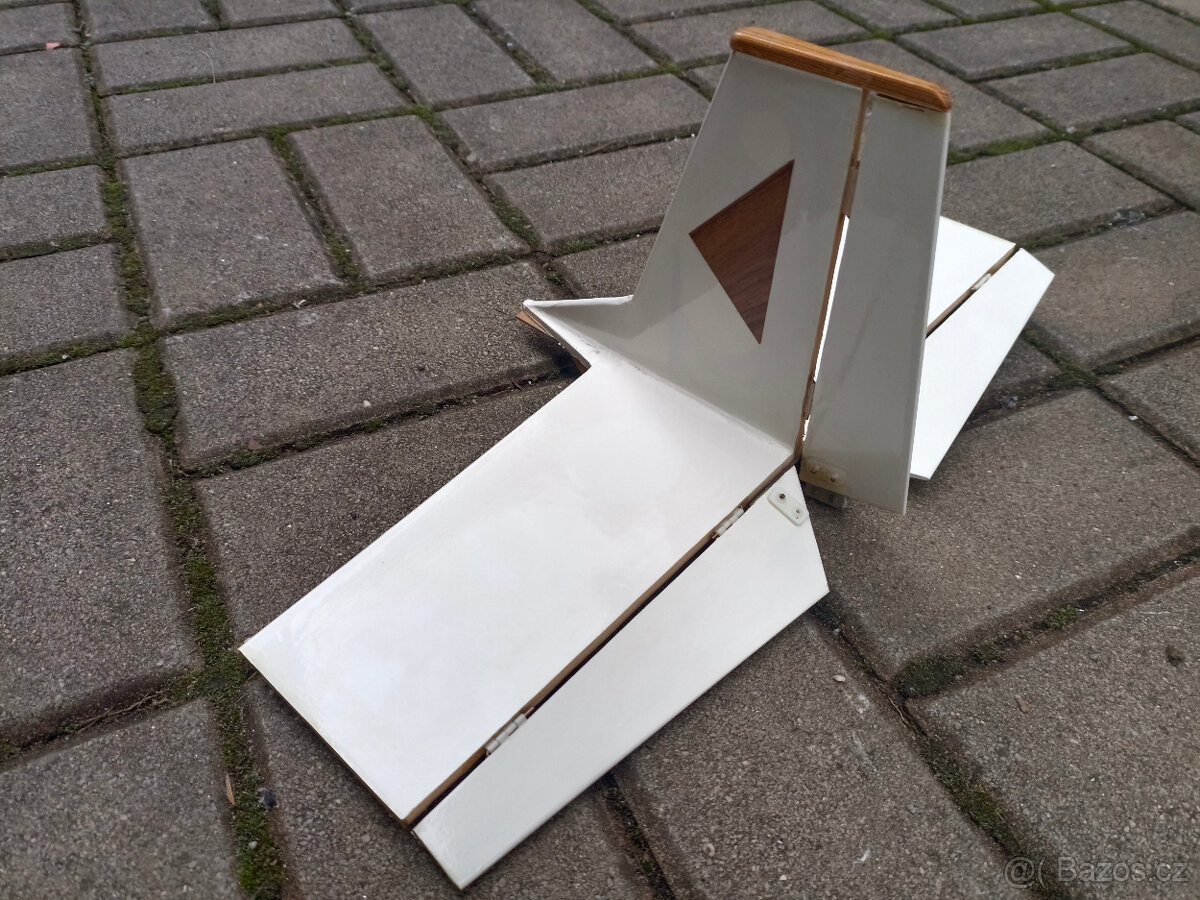 Starší ale nové nelétané rc letadlo nový motor ASP 15 Ultra - 13