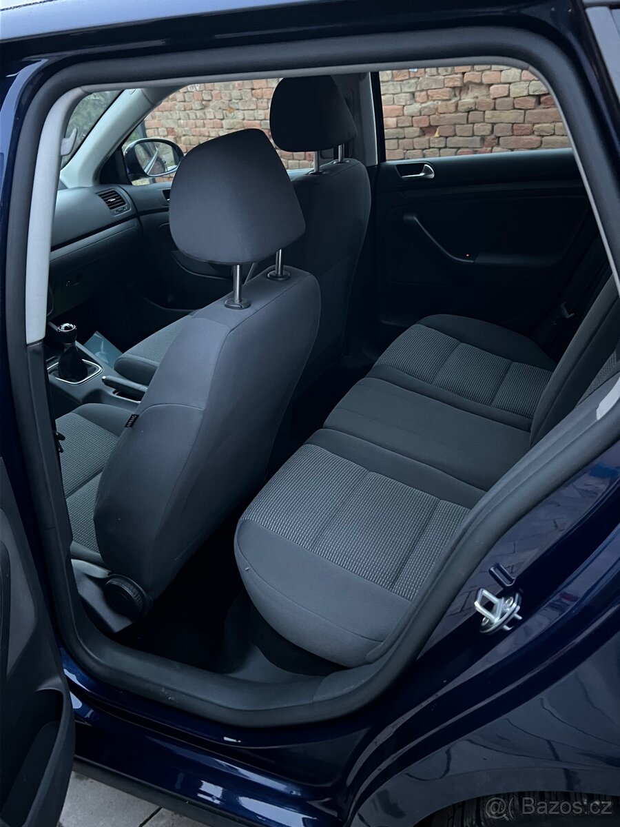 VW Golf V Combi 1.9 TDi Bluemotion - 13