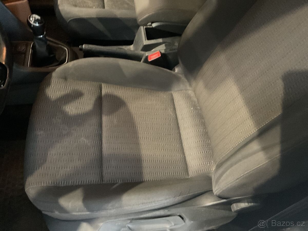 VW Caddy Maxi 2.0 TDI,7.míst,tažné,1.Majitel,2016. - 13