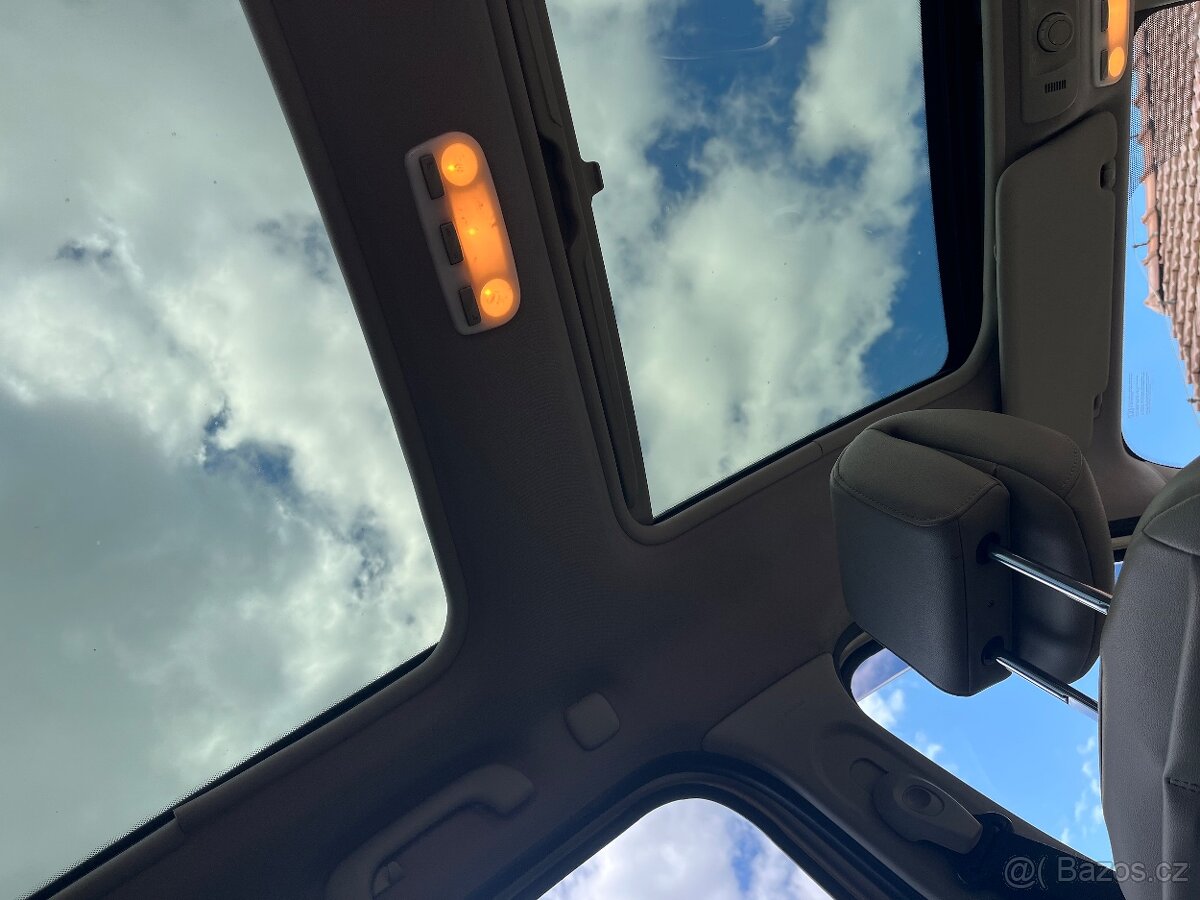 Prodám Renault Scénic 1.6tce, benzín - 13