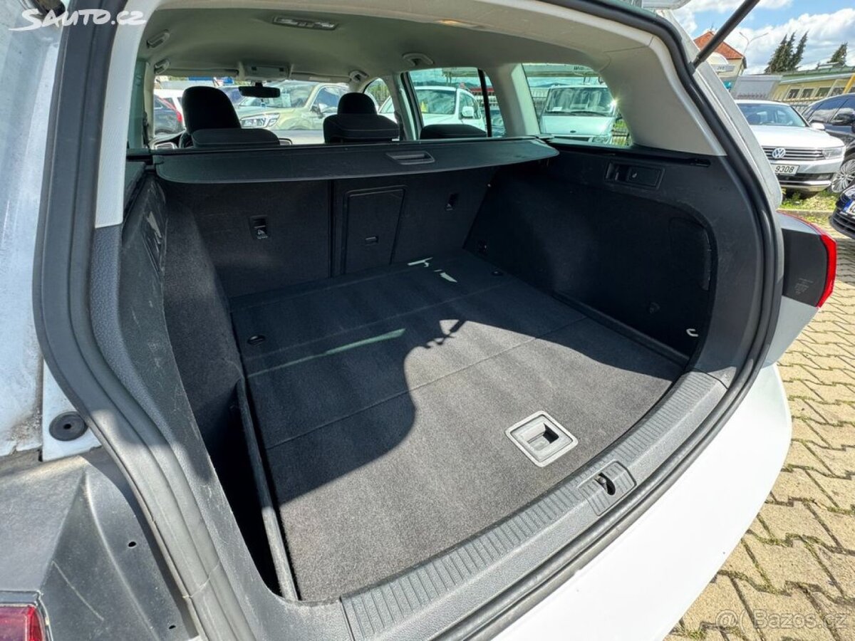 Volkswagen Golf Variant, 1.6, 85KW, 285tis, facelift - 13