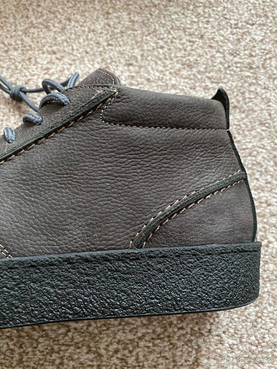 Nové pánské zimní kožené boty Baťa s kožichem - č. 42 - 13