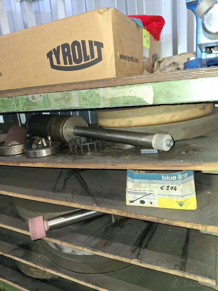 Hrotová bruska TOS BHU 40/2000 (8928) - 13