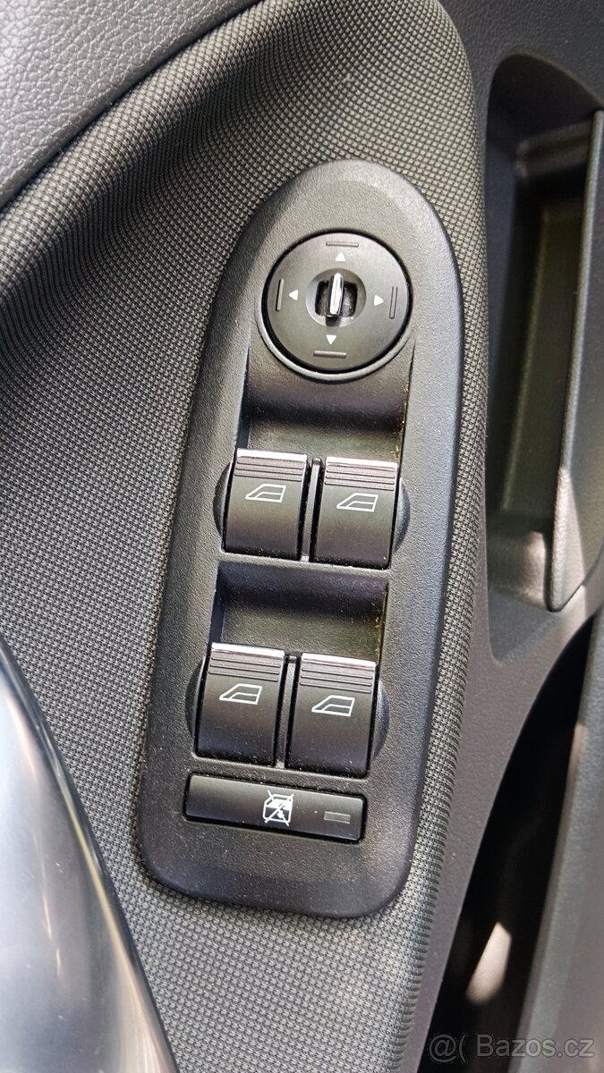 Ford C-Max 1.8 2010 196.000 - 13