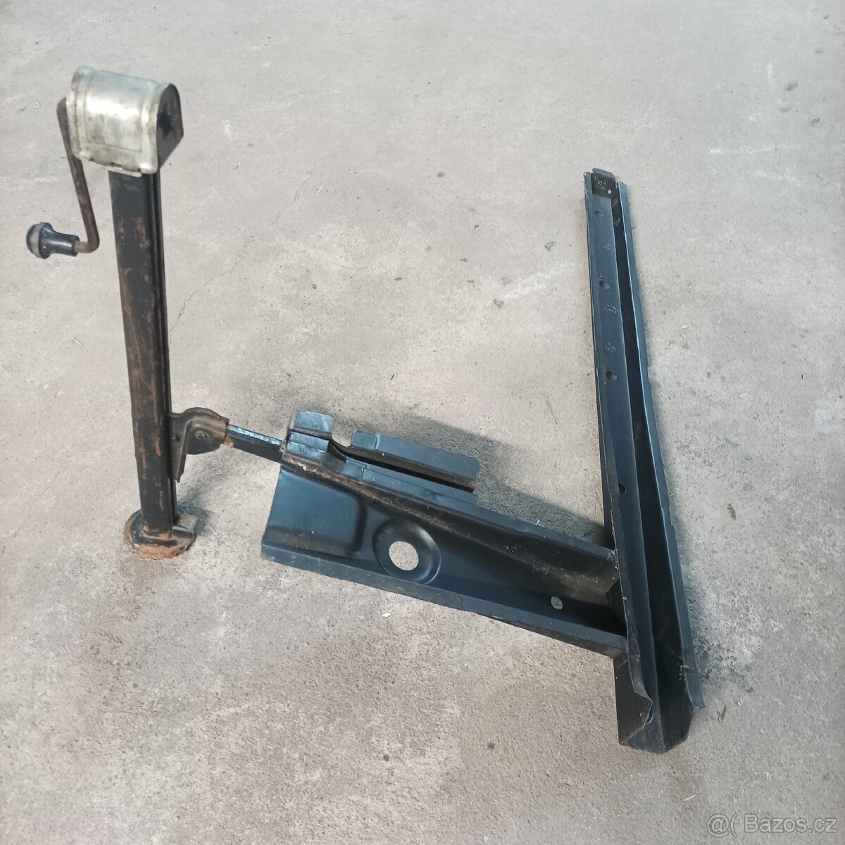 ŽIGULIK LADA 1200 NAHR DILY - 13