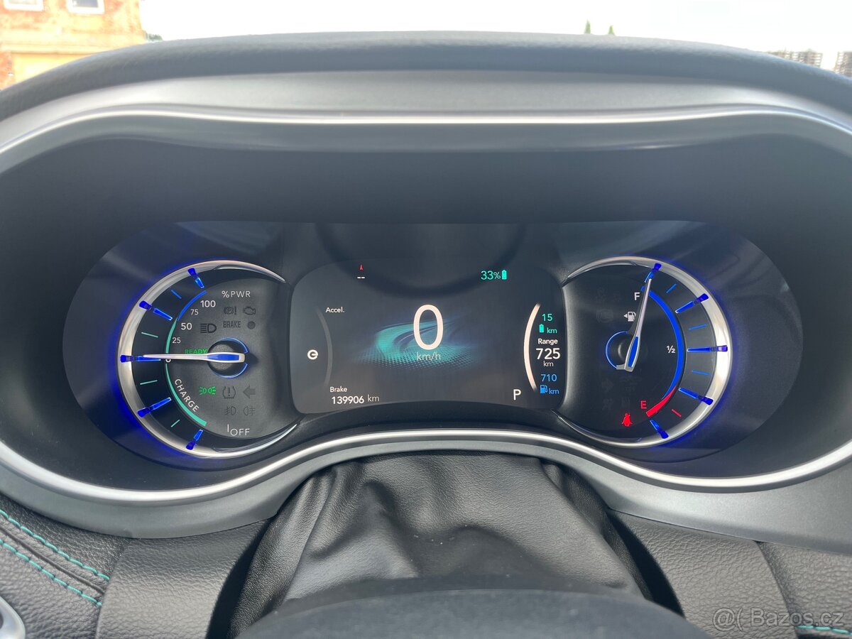 Chrysler Pacifica Hybrid Limited 2018 / 3.6 - 13