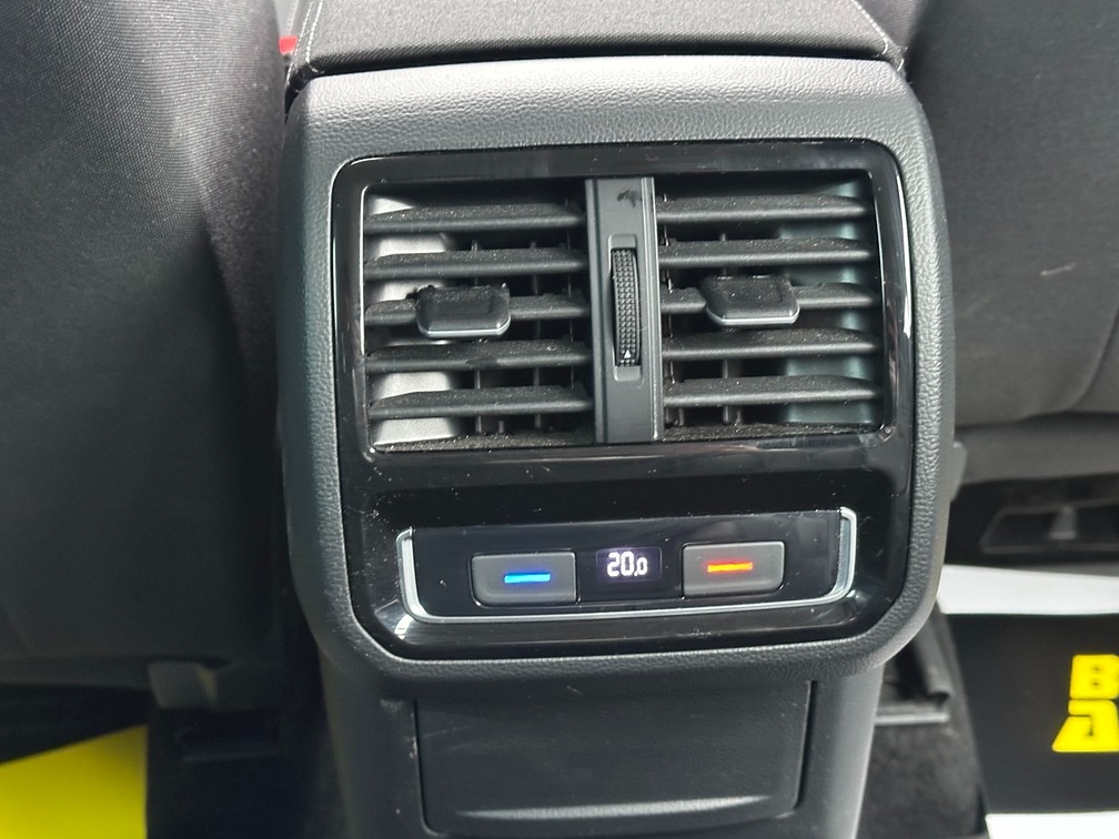 Volkswagen Passat 2019 - 13