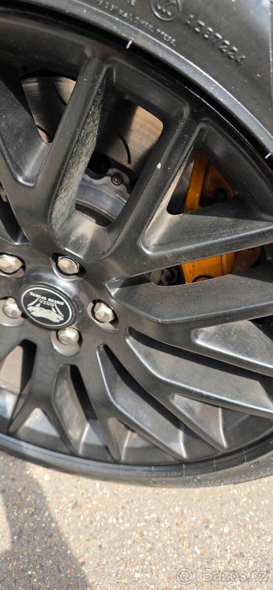 2018 Ford Mustang GT Premium 5.0 V8 s kompresorem - 13