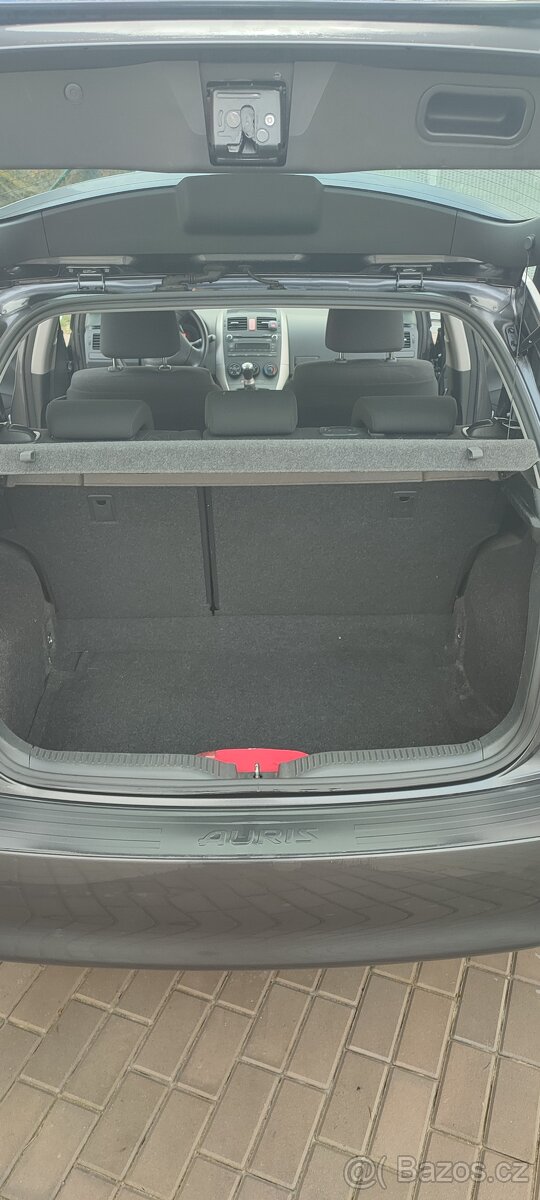 Toyota Auris 1.4 D-4D - 13