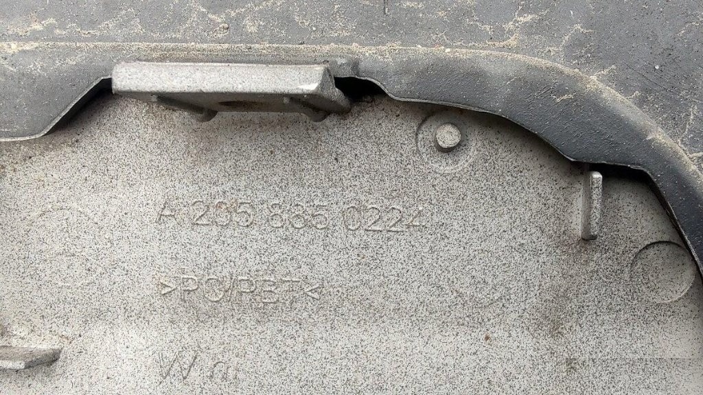 Mercedes C W205 Sedan 2014 - 2021 - Zadny naraznik - 13