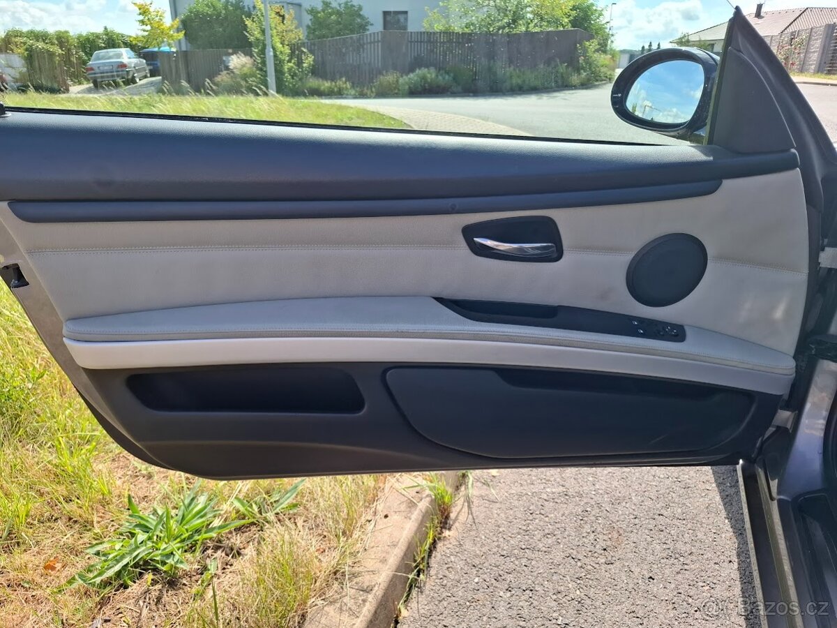 BMW e92 330ix manuál - 13