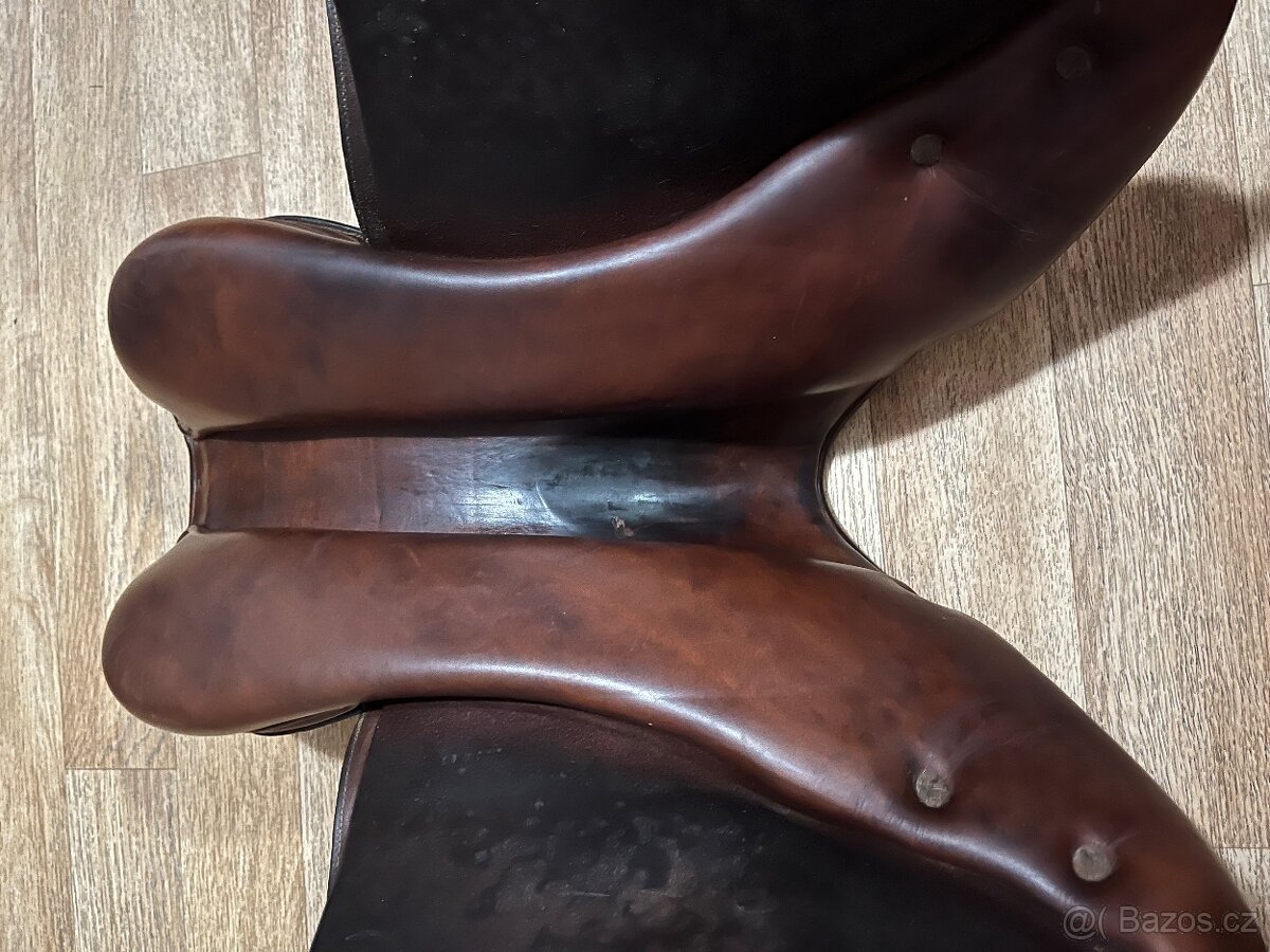 Skokové sedlo John Whitaker - 13