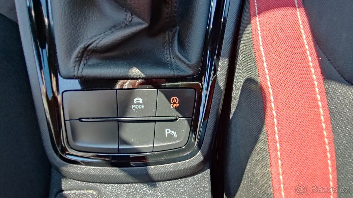 Škoda Kamiq MONTE CARLO 1.5 TSI - 13