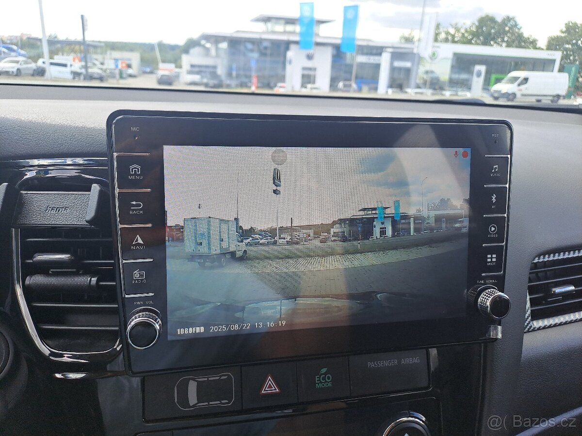 Prodám Mitsubishi Outlander 2014, 2.2 Dizel,Najeto 155000 - 13