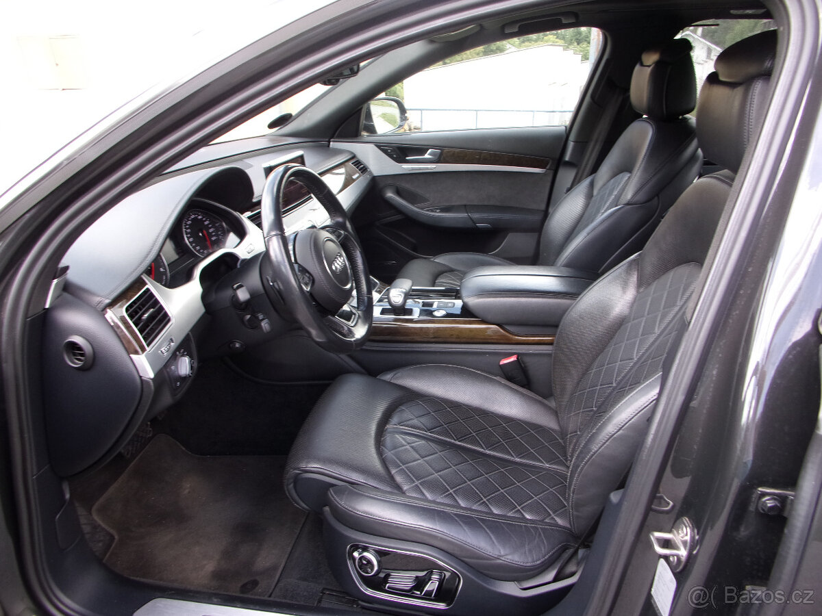 Audi A8 QUATTRO 3.0 TDI,MAXI VÝBAVA,TOP STAV - 13