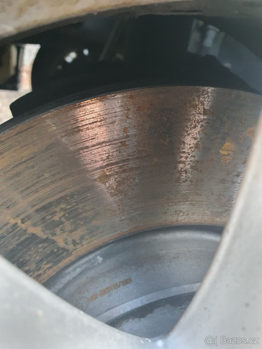 VW Passat B6 2,0TDi 4x4 na ND - 13