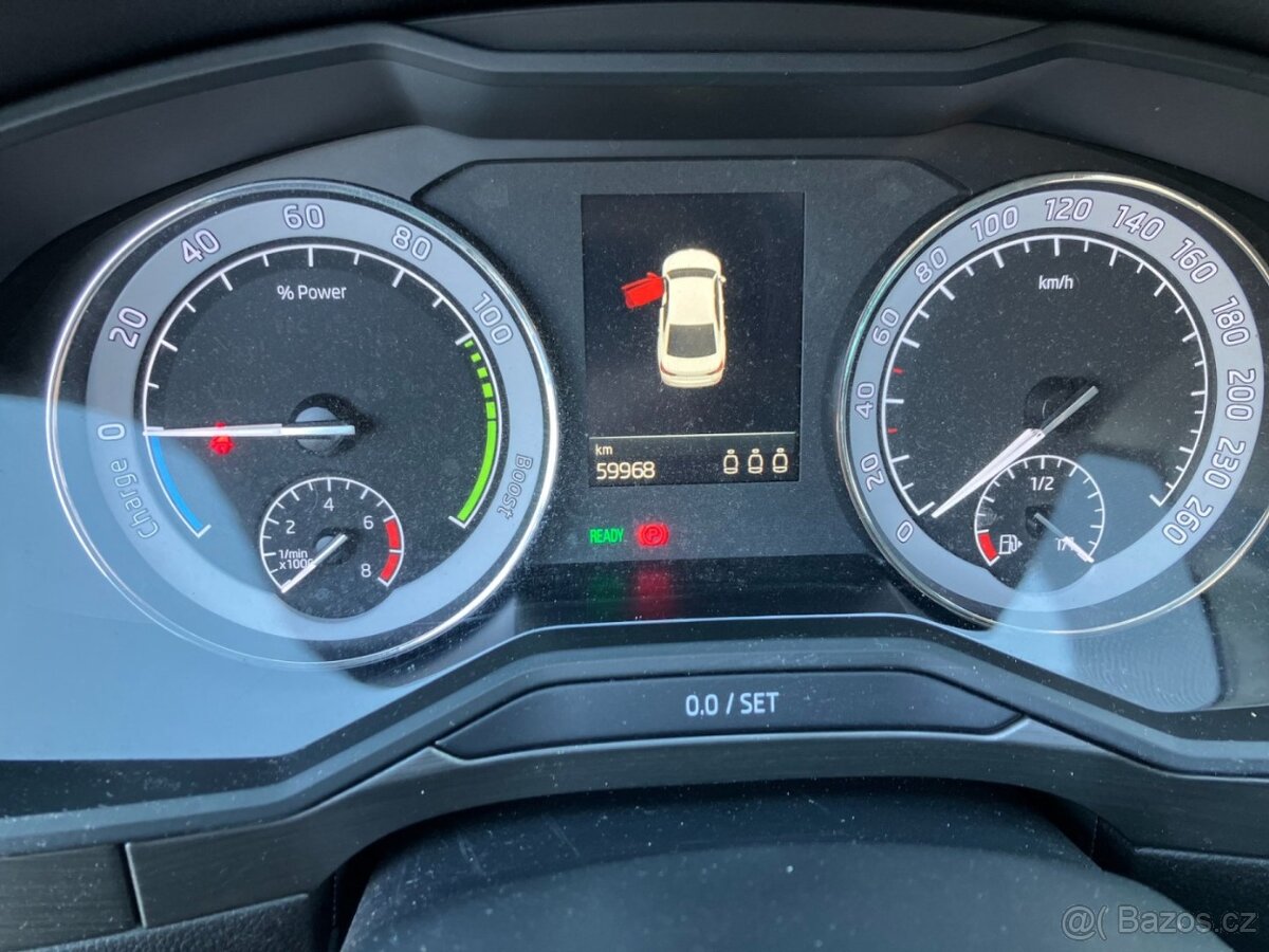 Škoda Superb IV 1.4PHEV 160 STYLE DSG / MODEL 2021, ČR,1.MAJ - 13