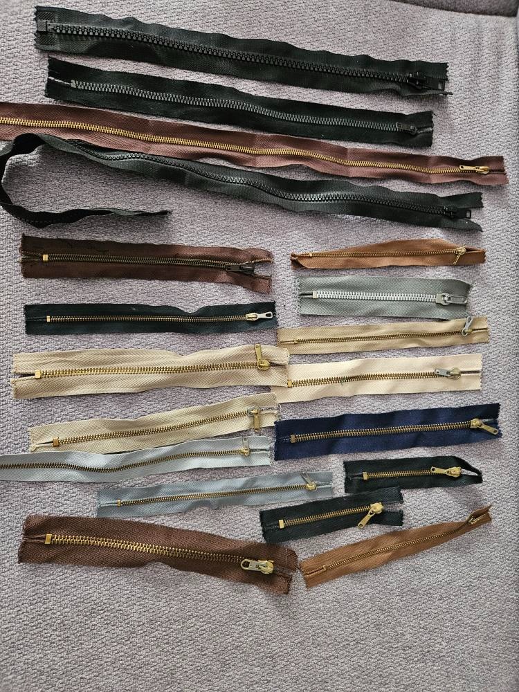 ZÁSTĚRKY, POLŠTÁŘ, NÁŠIVKY,vysavač Hoover - 13