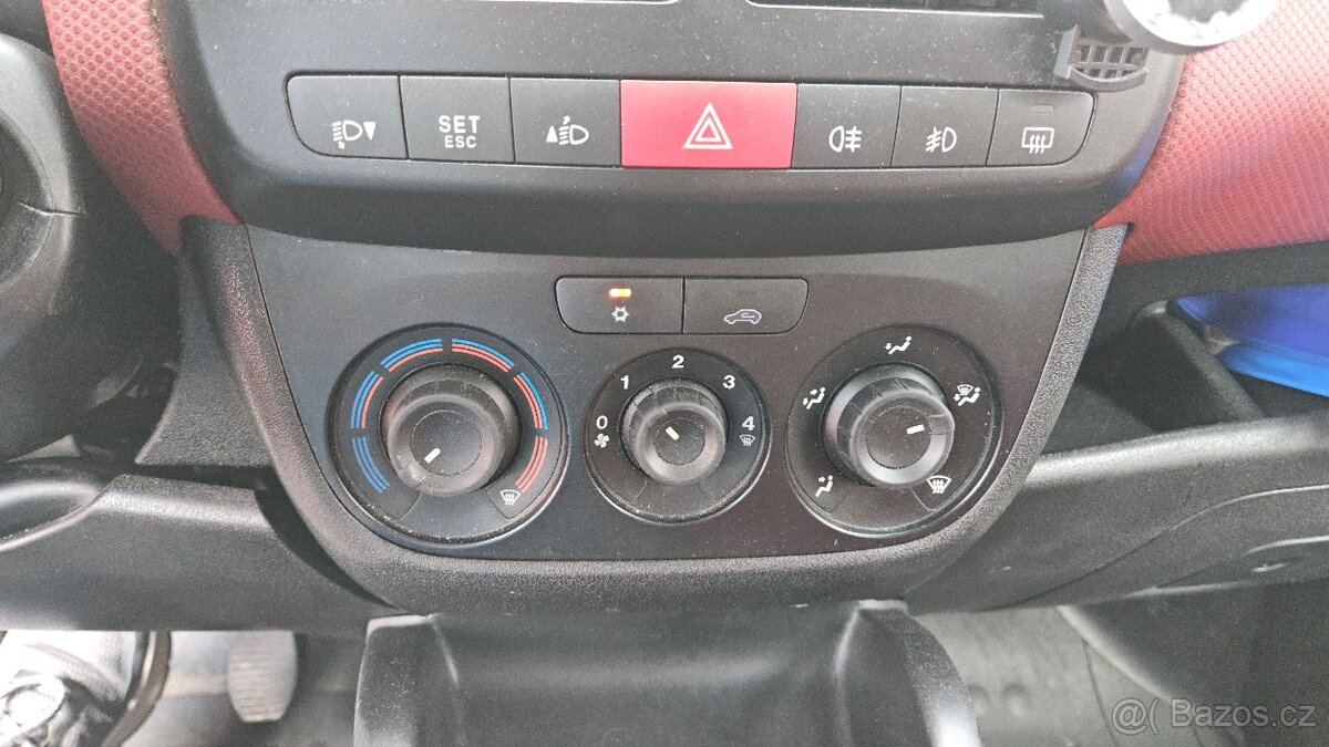 FIAT DUBLO CARGO 1,6 JTD 77 kW - 13