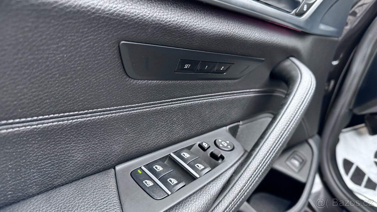 BMW Řada 5, 530d luxory 195kw x-drive - 13