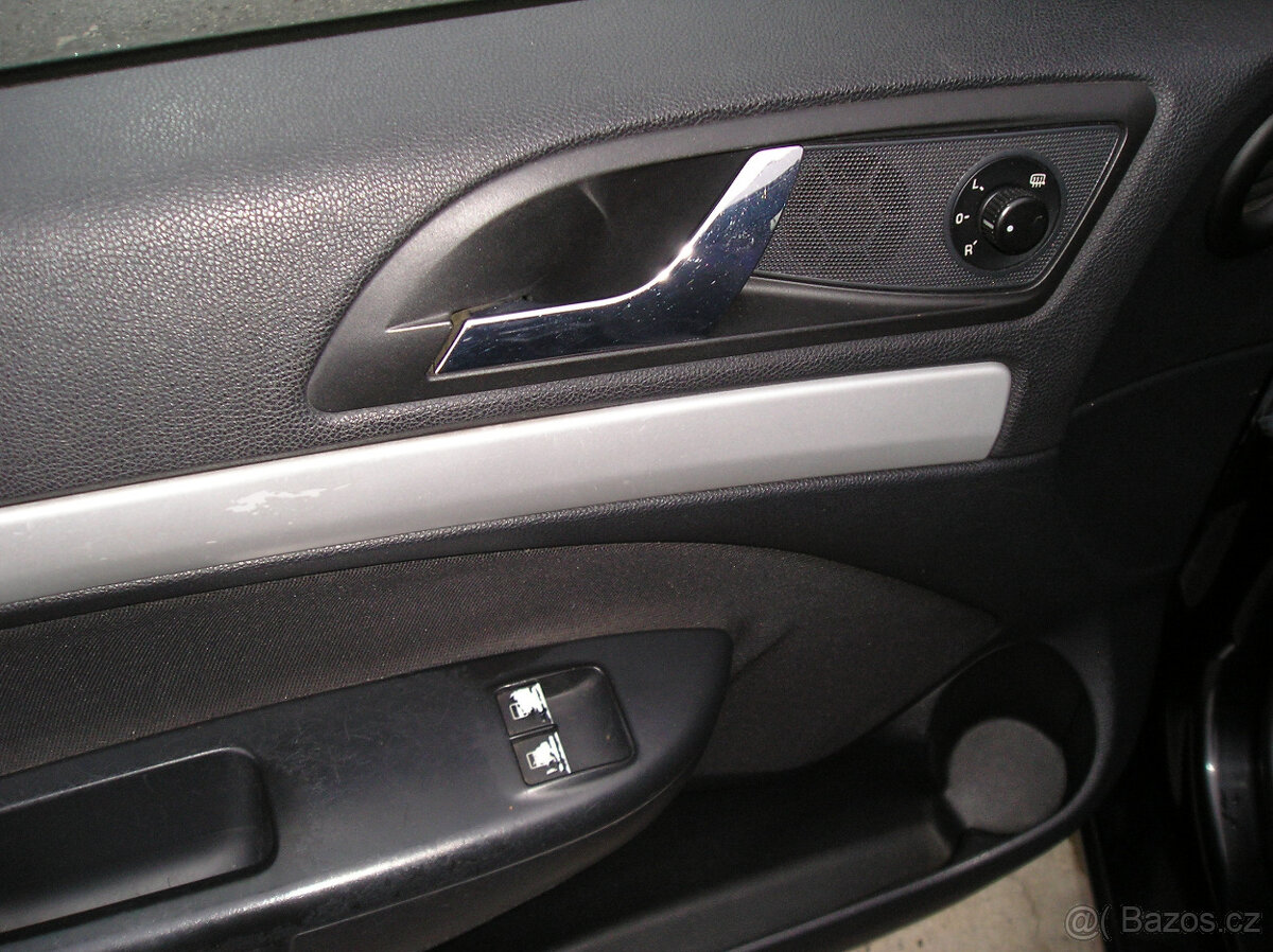ŠKODA OCTAVIA II COMBI 1.9 TDi 77KW RV-2005 - 13