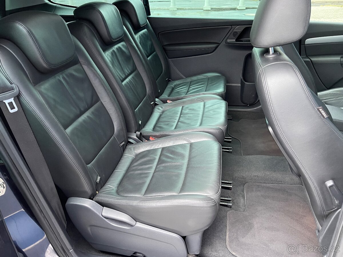Volkswagen Sharan 2.0tdi/125kw, Highline, pěkný vůz + výbava - 13