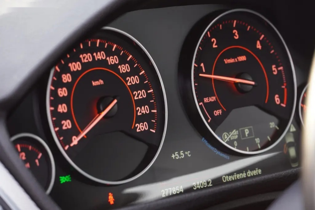 BMW Řada 3, 320D,Xdrive,M-paket,Led,Kamera - 13