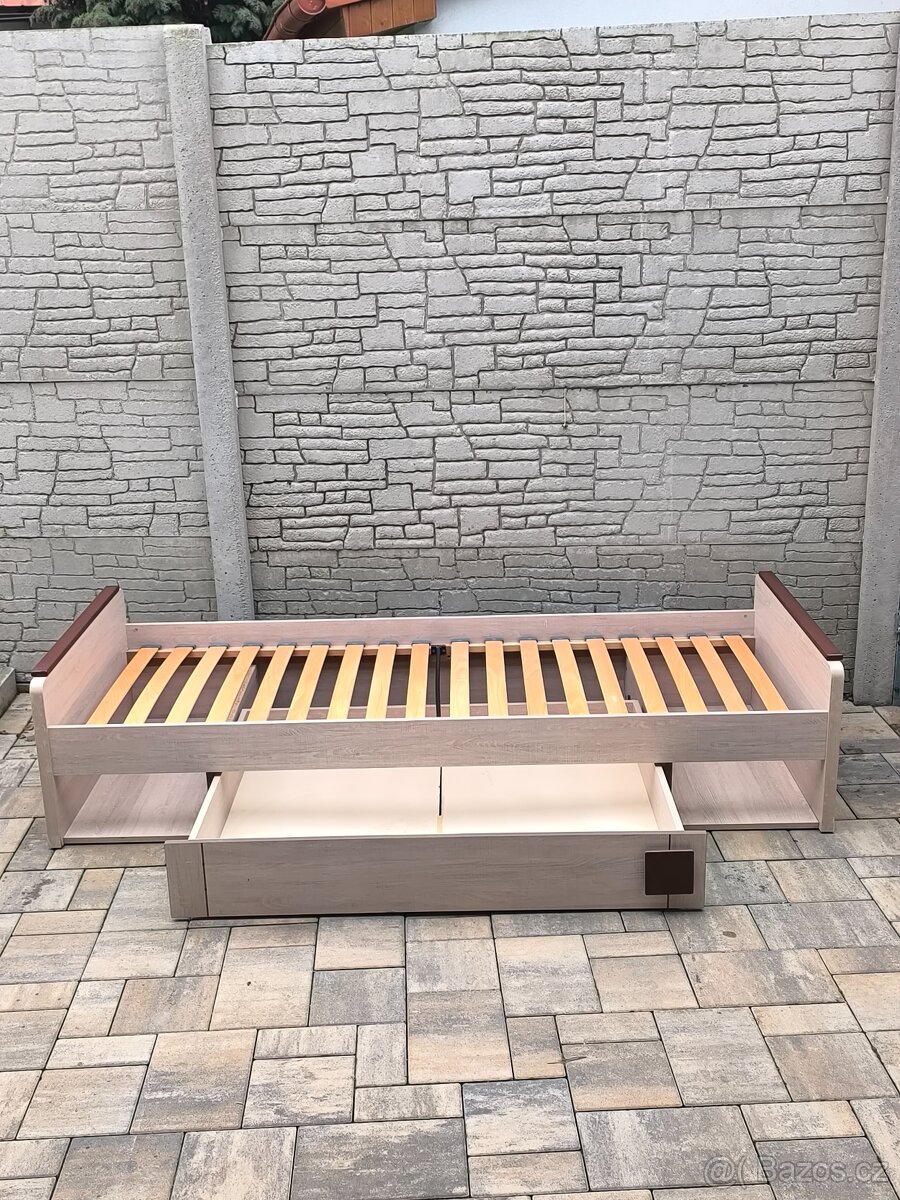 Prodám postel + Matrací ZDARMA - 13