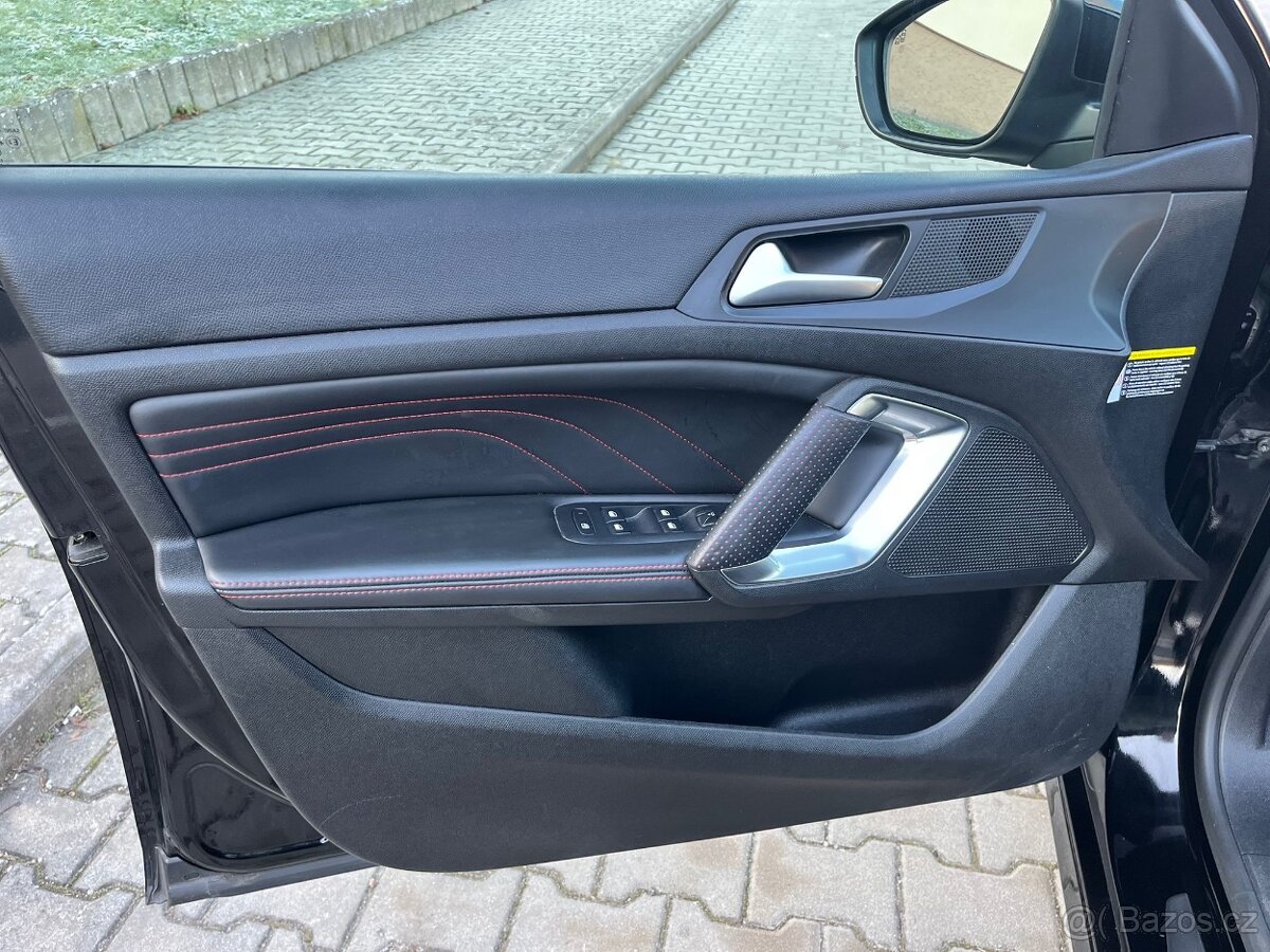 Peugeot 308 SW GT Full vybava - 13