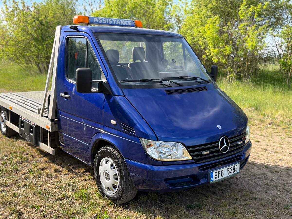 Odtahovka Mercedes-Benz Sprinter - 13