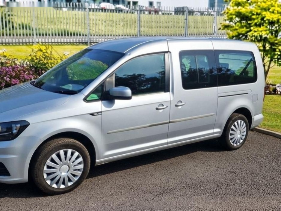 Volkswagen Caddy,2.0 TDI Maxi 7 míst - 13