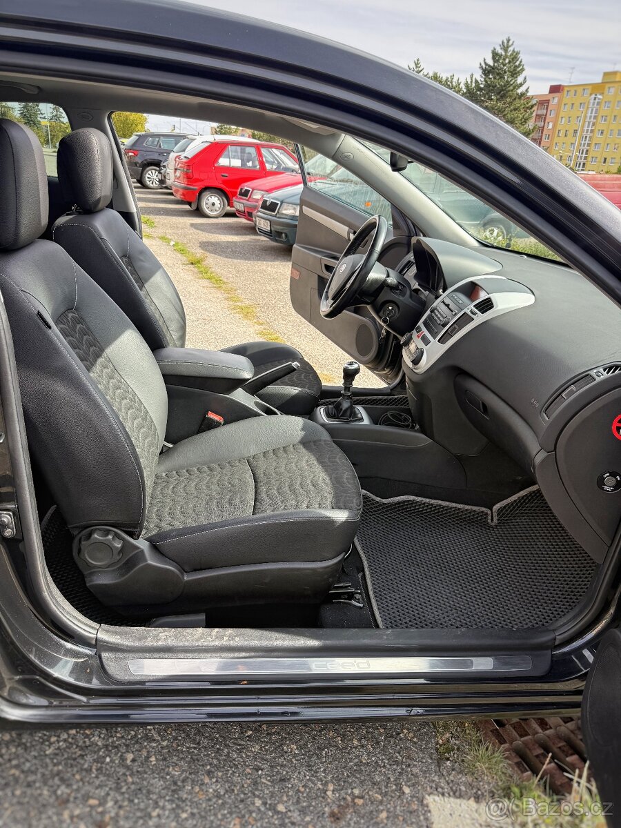 Kia Pro_Ceed 2.0 CRDi, 103 kW, r. 2008 - 13