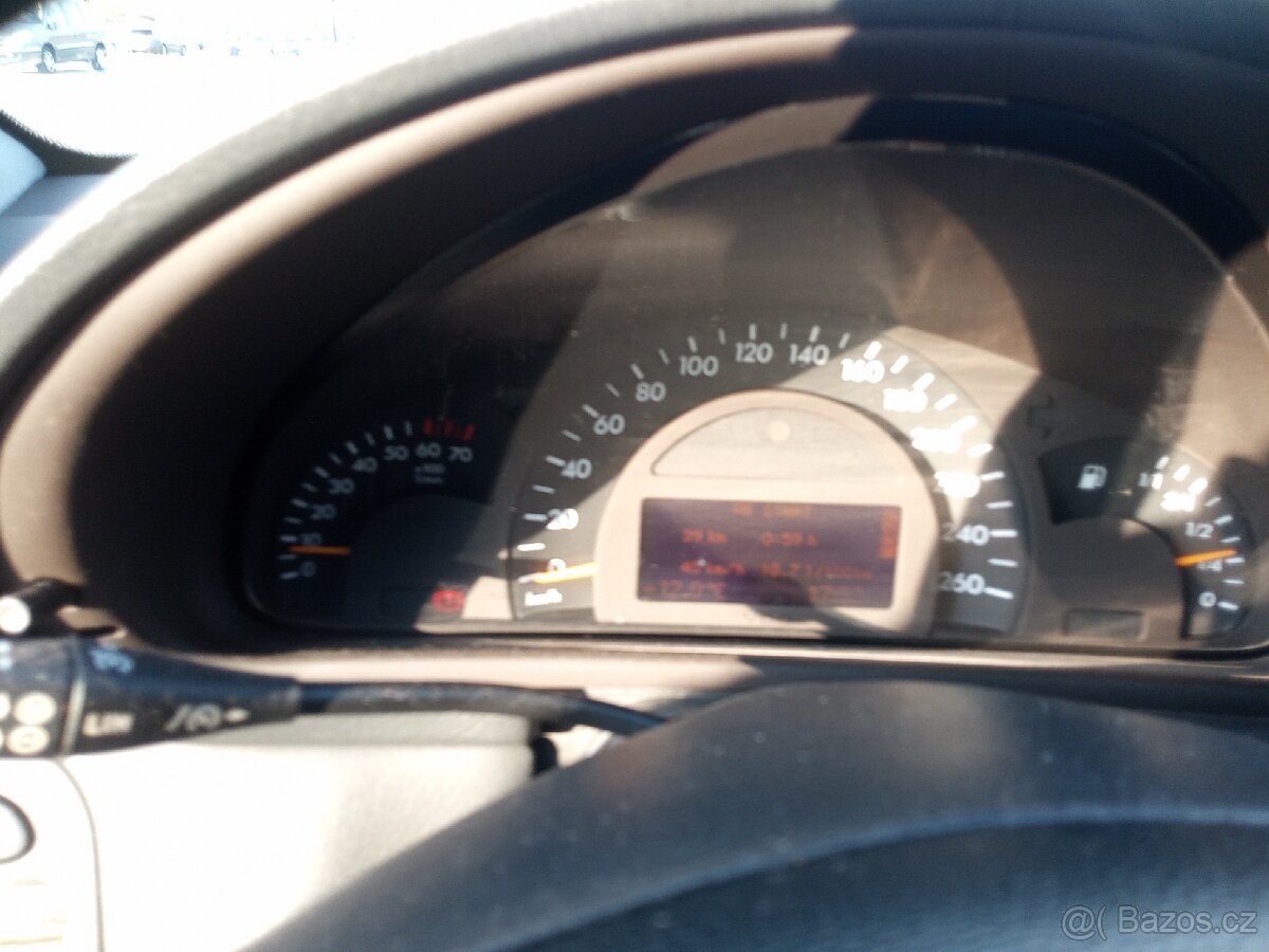 Mercedes c 240 4-matic - 13