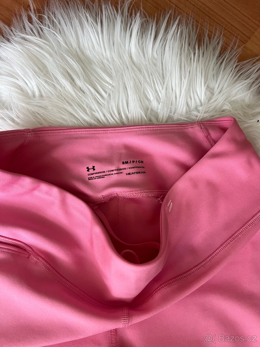 UNDER ARMOUR NOVÉ LEGÍNY VEL.S - 13