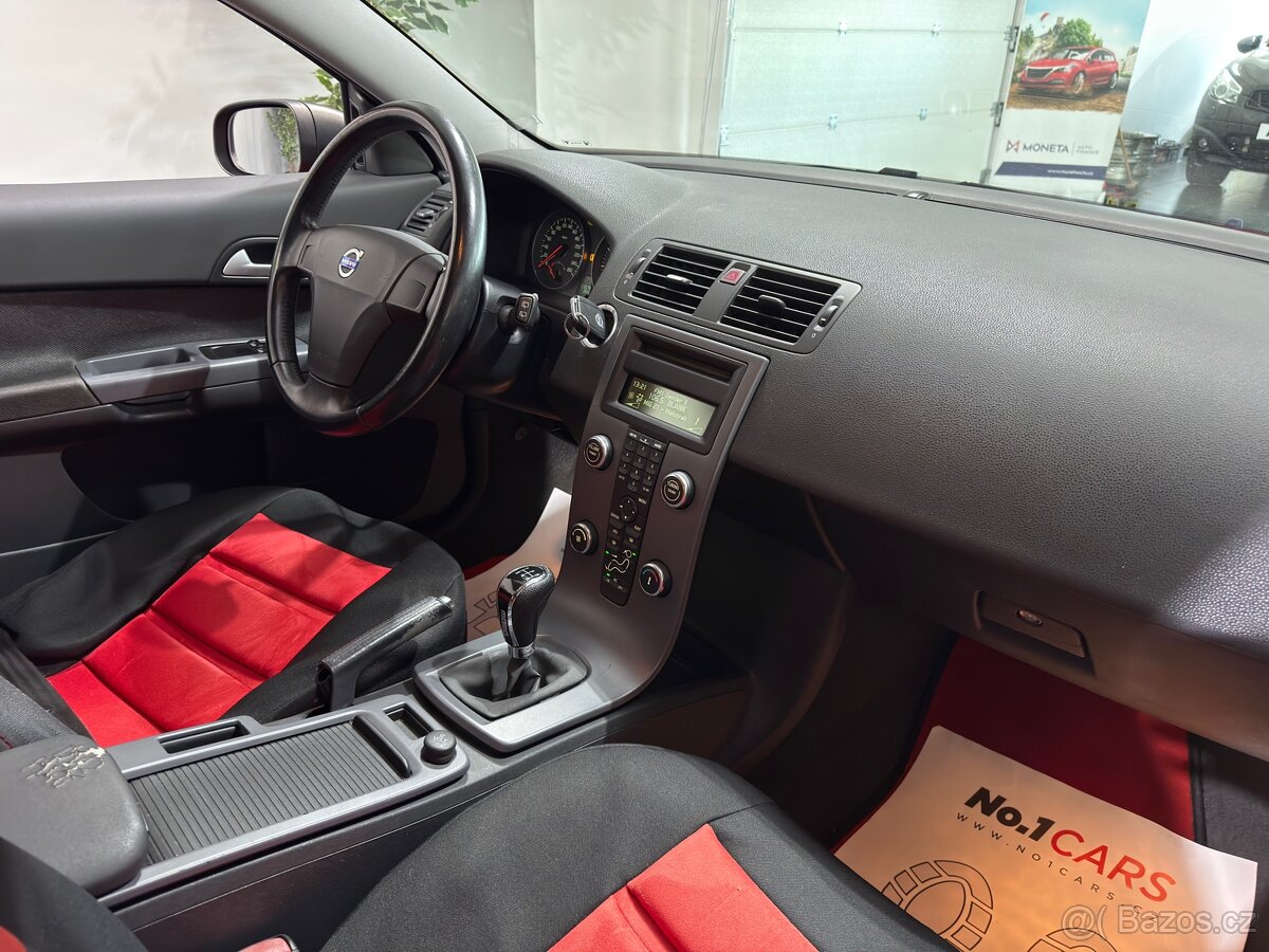 Volvo C30 1.8i 92kW KLIMATIZACE – SERVIS - 13