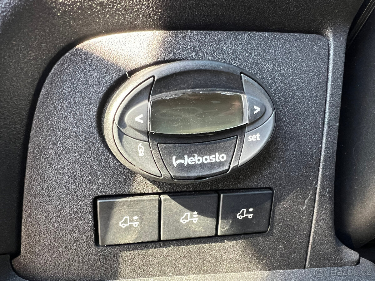 Cestovní obytná dodávka Iveco 2.3 L2H2, rok 2017 - 13