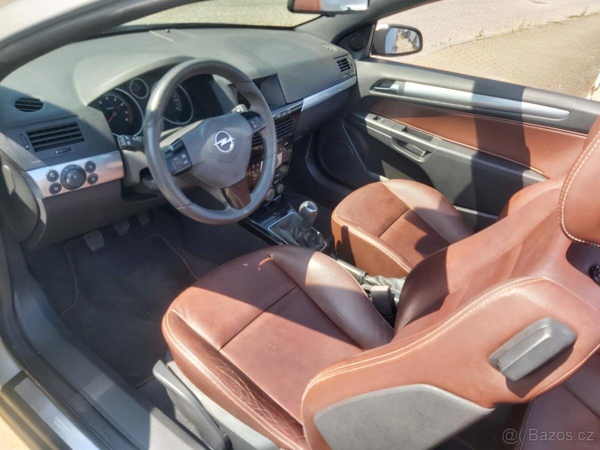 Opel Astra 1.6i Cabrio - 13