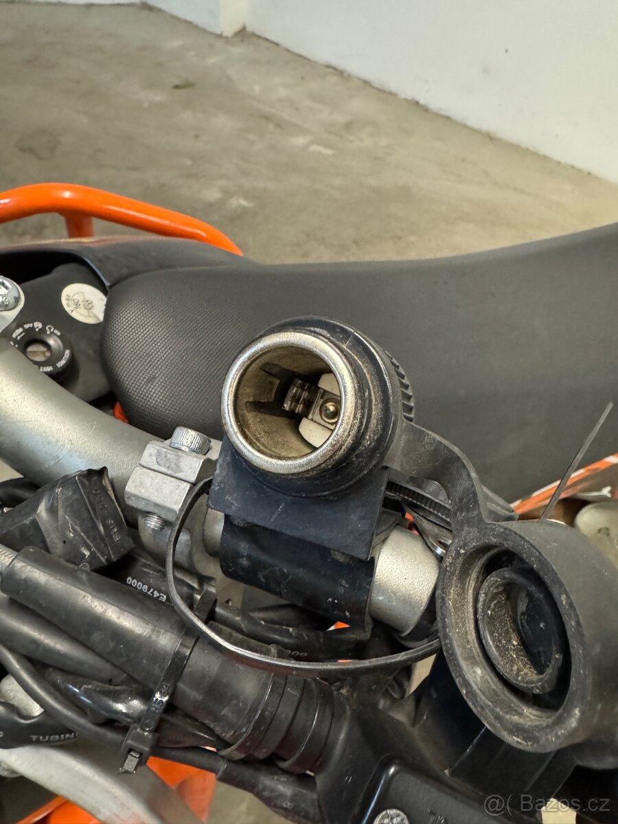ktm 690 enduro r - 13