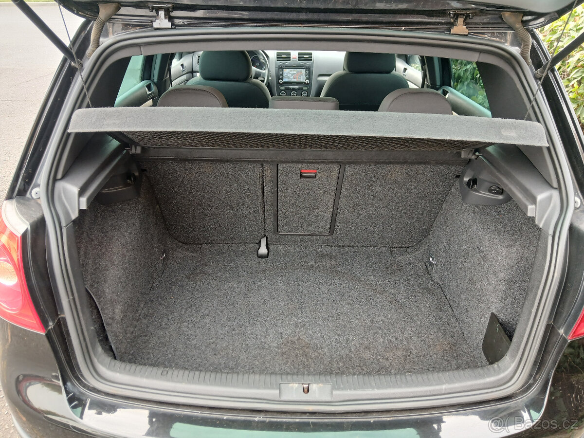 Volkswagen Golf 2.0 GTi 147kW navi - 13