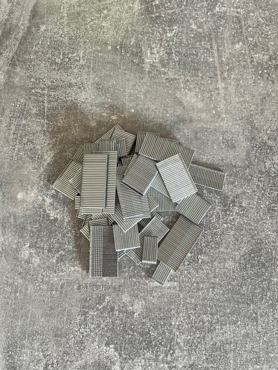 Elektrická sponkovačka / hřebíkovačka Neu Master - 13