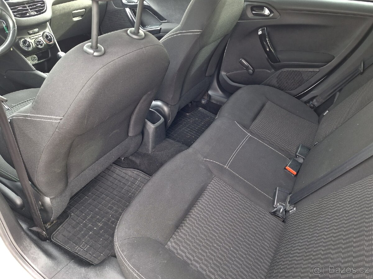 Peugeot 208 1.2 60kw 2016 - 13
