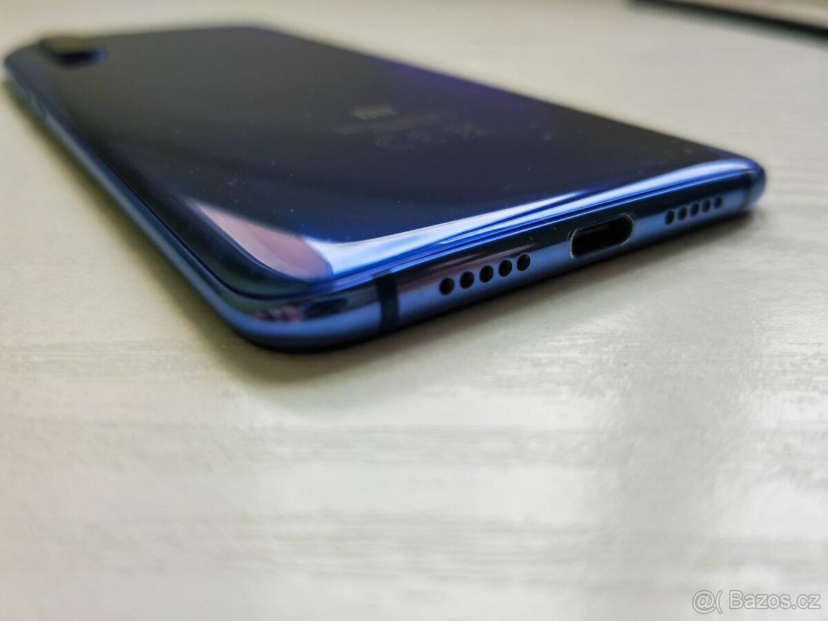 Xiaomi Mi 9 6 / 128 GB Ocean Blue - 13