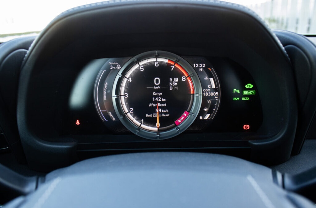 Lexus LC 500h, (2017) - 13