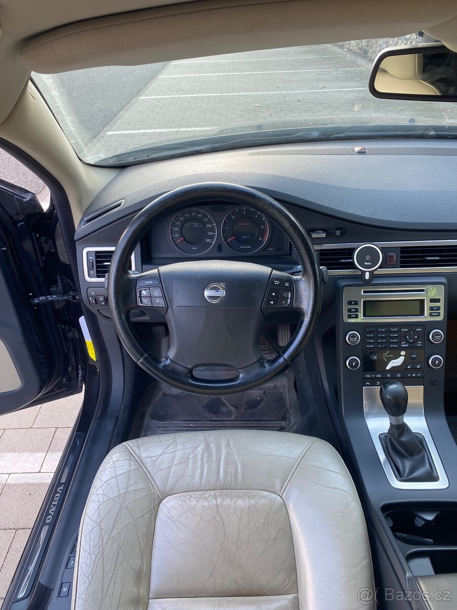 Volvo S80 2.4 - 13