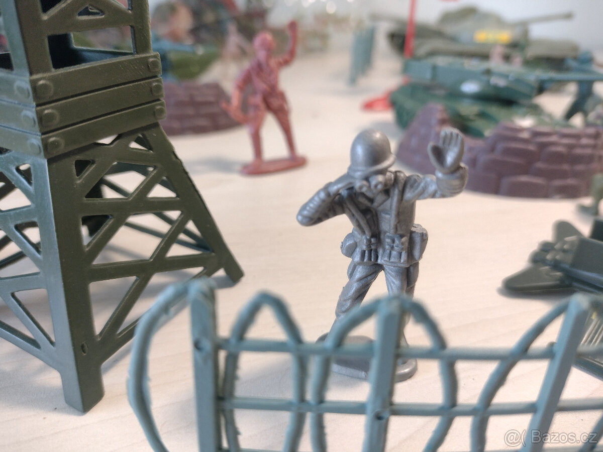 Plastový vojáčci - 13