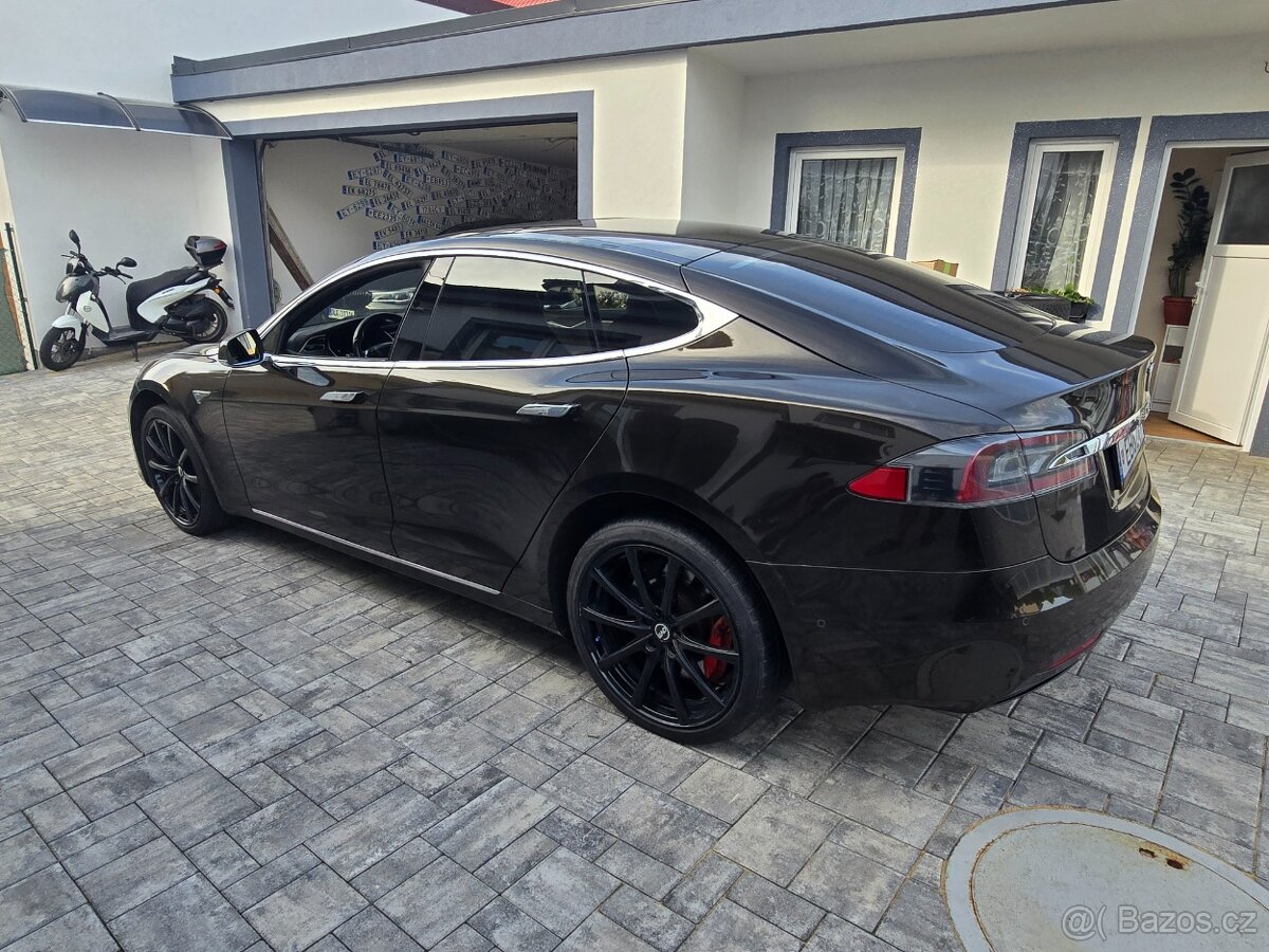 Tesla model S 90D Free Supercharger - 13