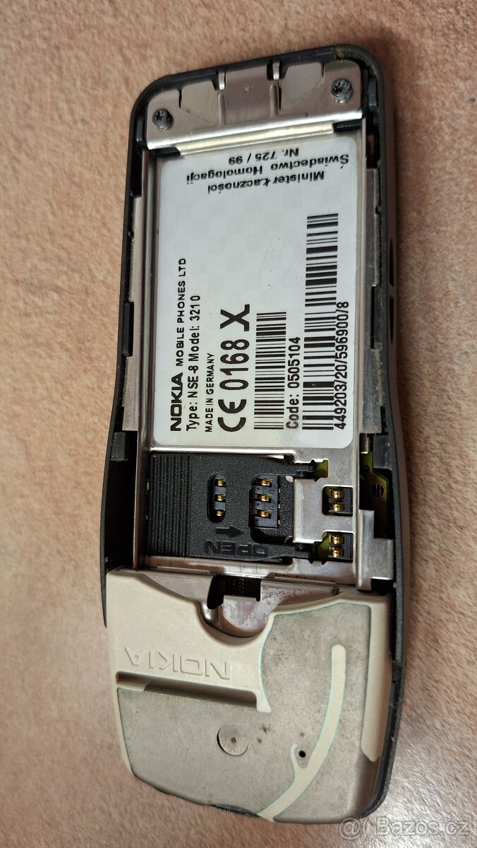 Nokia 3210 - 13