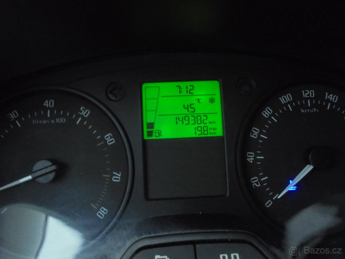 Škoda Fabia 1.2 tsi 63 KW kombi - 13