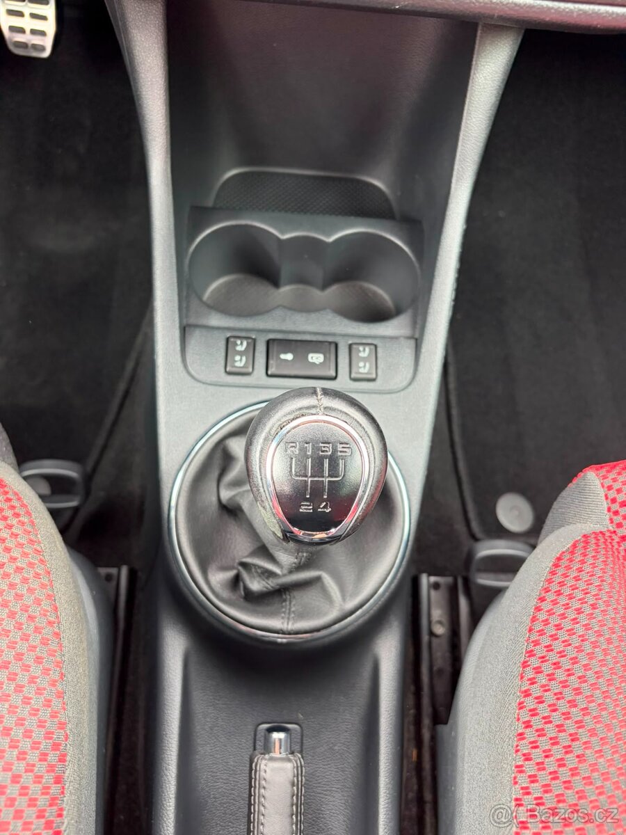 Škoda Fabia 1.2 TSI Monte Carlo - 13