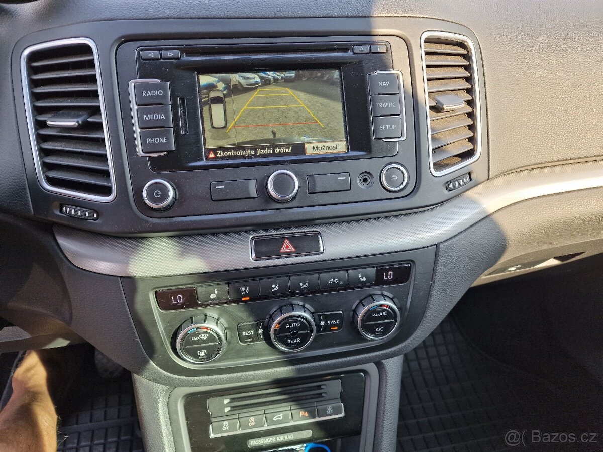 VW SHARAN 2,0TDI 4x4 4MOTION TAŽNÉ - 13